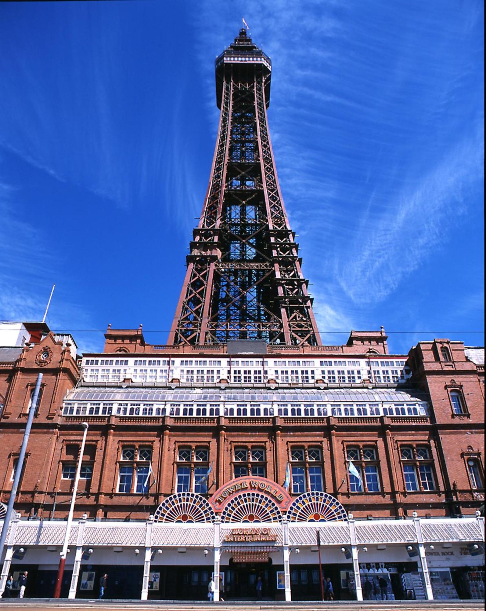 Grand Hotel Blackpool Eksteriør billede The Blackpool Tower